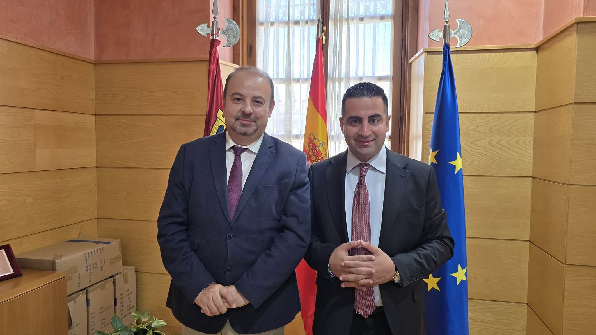Castilla‑La Mancha recibe al representante del Gobierno del Kurdistán en España